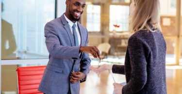 Exploring Career Opportunities as a Leasing Agent in the Real Estate Industry